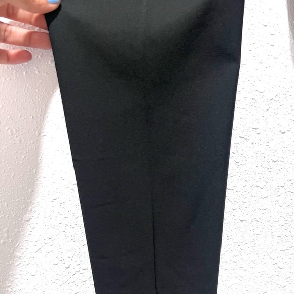 Theory Black sleek crop Pants 6 - Picture 6 of 10